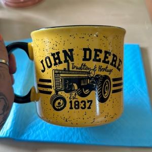 John Deere 16oz coffee mug